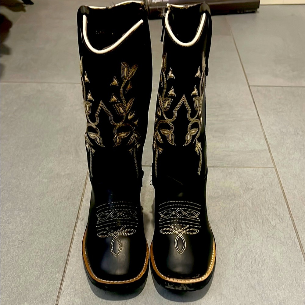 TuffRider Embroidered Girls Western Boots